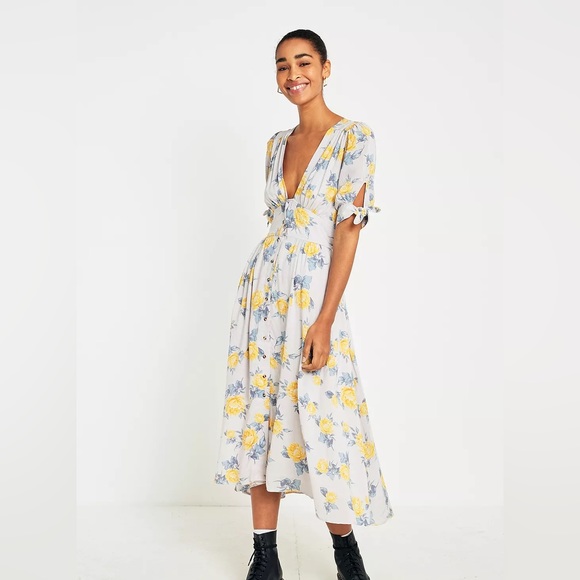 Free People Dresses & Skirts - NWT Free People Love of my Life Floral Midi Dress